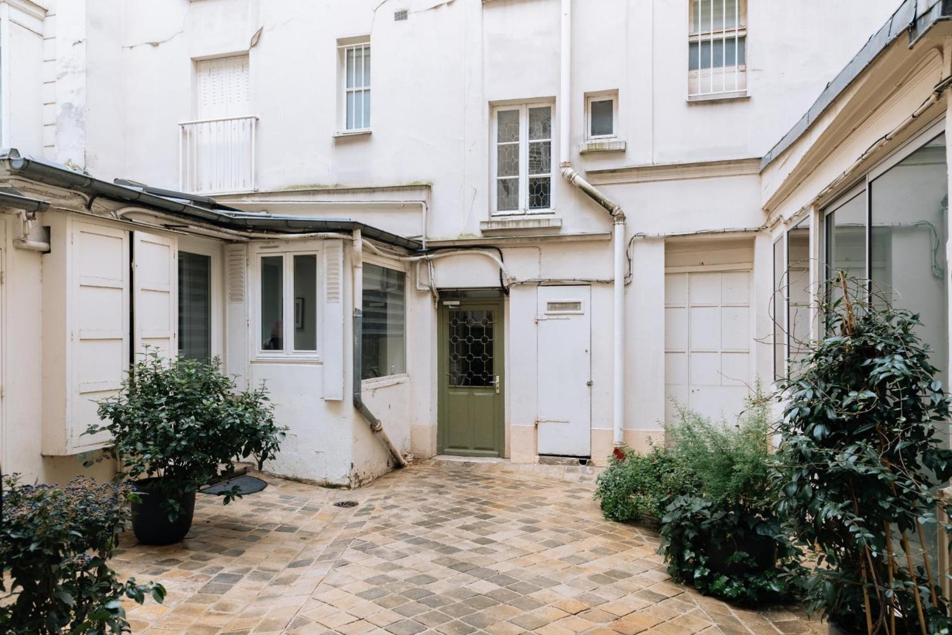 Modern 1 Bedroom Apartment Near Eiffel Tower パリ エクステリア 写真
