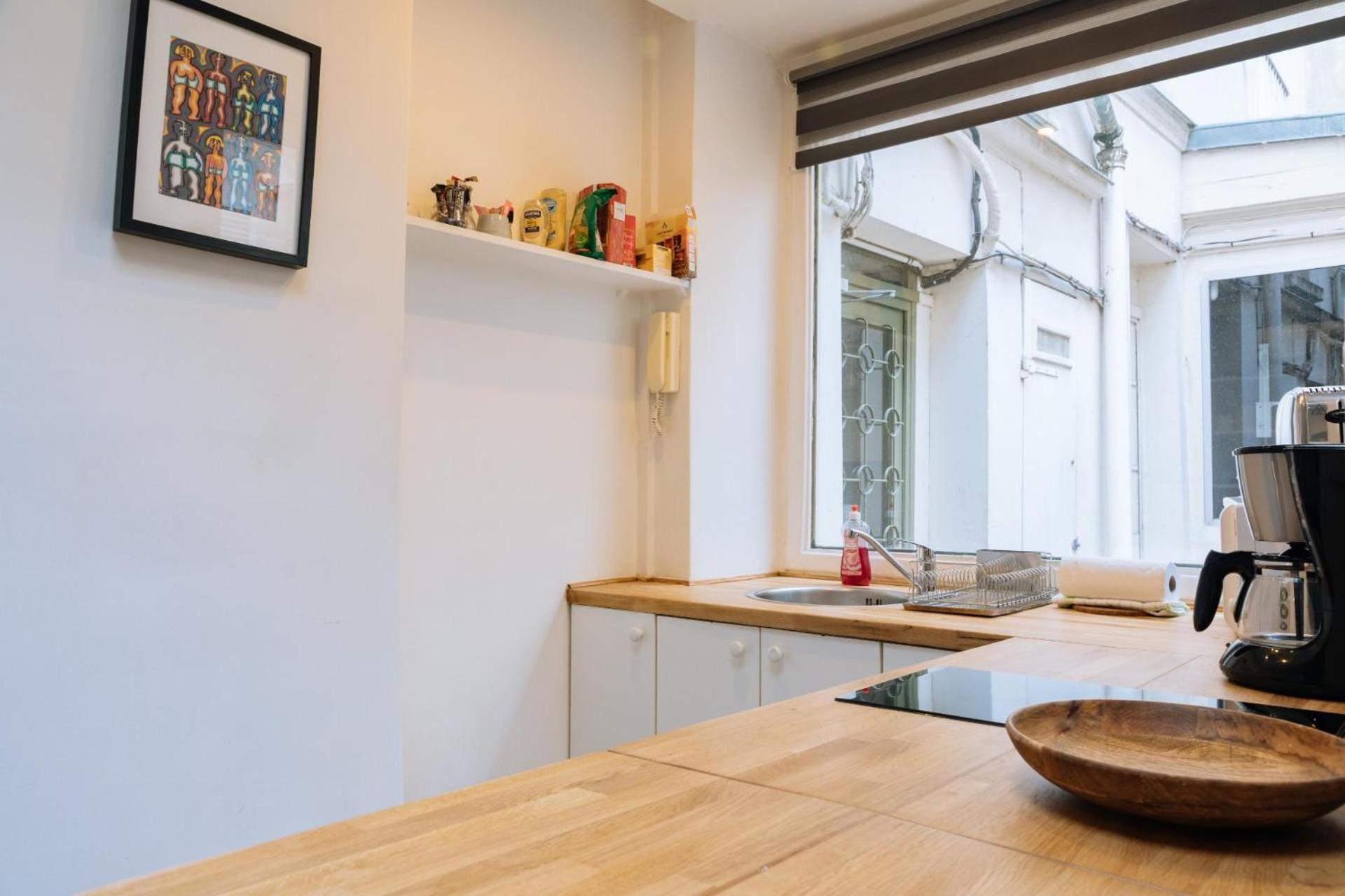 Modern 1 Bedroom Apartment Near Eiffel Tower パリ エクステリア 写真