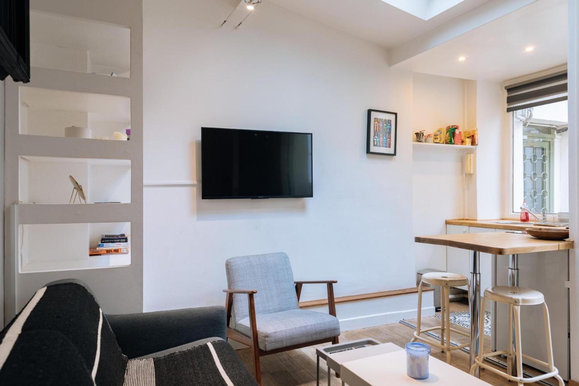 Modern 1 Bedroom Apartment Near Eiffel Tower パリ エクステリア 写真